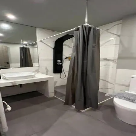 Deluxe In The Center Of Kallithea Apartment *